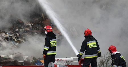 Koszarówka. Pożar wysypiska śmieci na Podlasiu