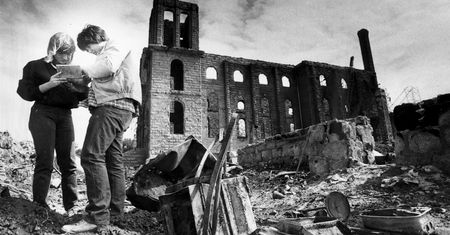 W USA też spłonął kościół Notre Dame. Podobieństwo jest zdumiewające