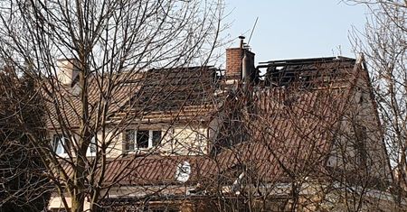 Koronawirus w Polsce. Apel o pomoc pielęgniarce ze szpitala zakaźnego, której spłonął dom