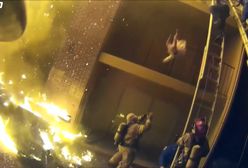 Chcąc uratować dziecko, zrzuciła je z drugiego piętra. Chwycił je strażak