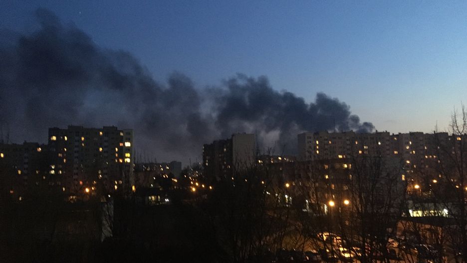 W Jawczycach zapalił się magazyn. Fot. Mateusz Grabarczyk