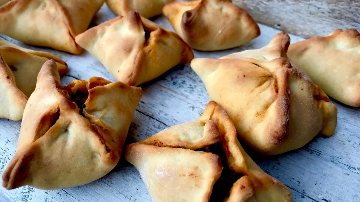 Sfiha - libańskie pierożki