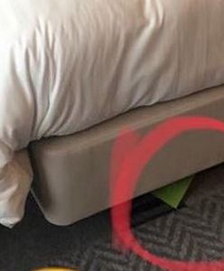 Wyciągnął "śmieć" spod hotelowego łóżka. A tam zaskoczenie