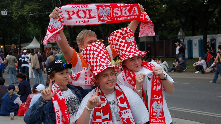 Kibice muszą pamiętać, by oglądając mecz nie zakłócać spokoju sąsiadów