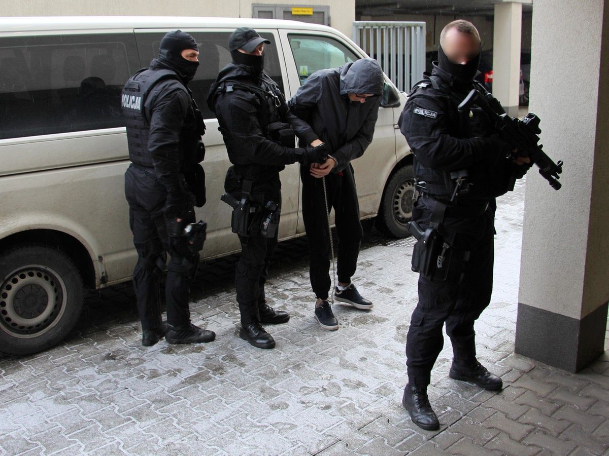 Poznań. Napad na bank. Policjanci zatrzymali sprawców