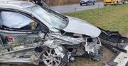 Groźny wypadek w Poznaniu. "Chciał się przejechać", rozbił auto i ranił dwójkę dzieci