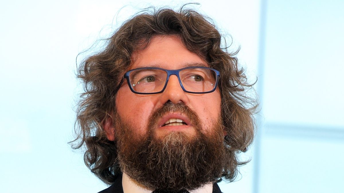 Piotr Woźny: "uporamy się ze smogiem w 2028 r."