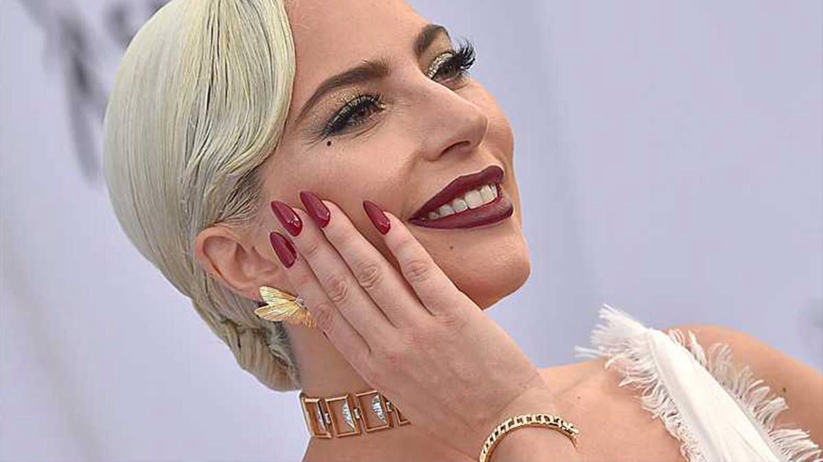 Lady Gaga w sylwestra pokazała gorący film z nowym partnerem! Bradley to przeszłość. Teraz on skradł jej serce
