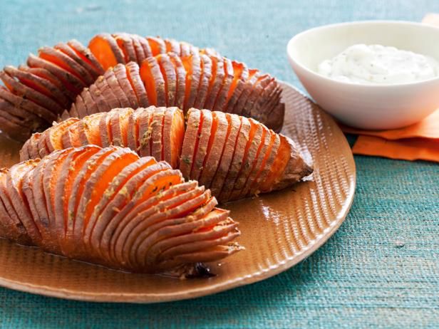 CC_HASSELBACK-SWEET-POTATOES_s4x3.jpg.rend.sni18col-2