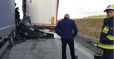 Szokujące opinie po karambolu na A4. Ekspert zwraca uwagę na tragiczną prowizorkę