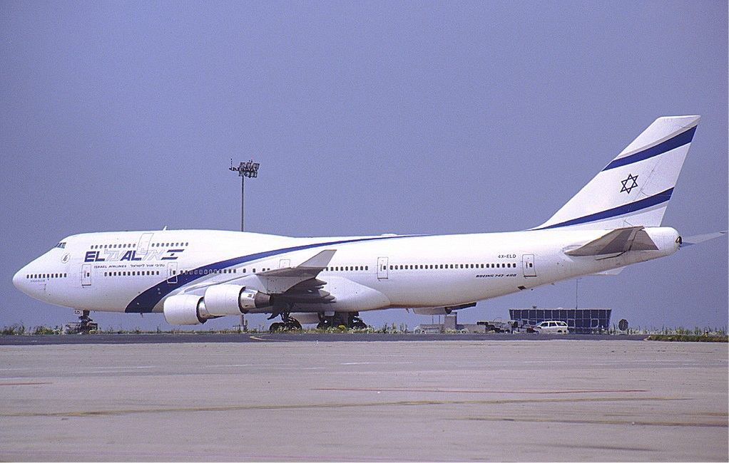 Samolot Boeing 747 w malowaniu linii El Al
