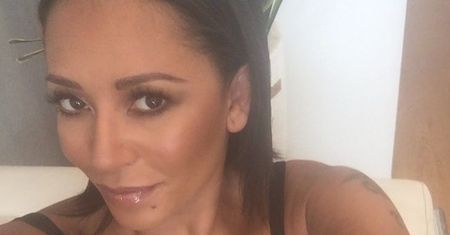Nagie zdjęcie Mel B odkrywa wszystkie atuty