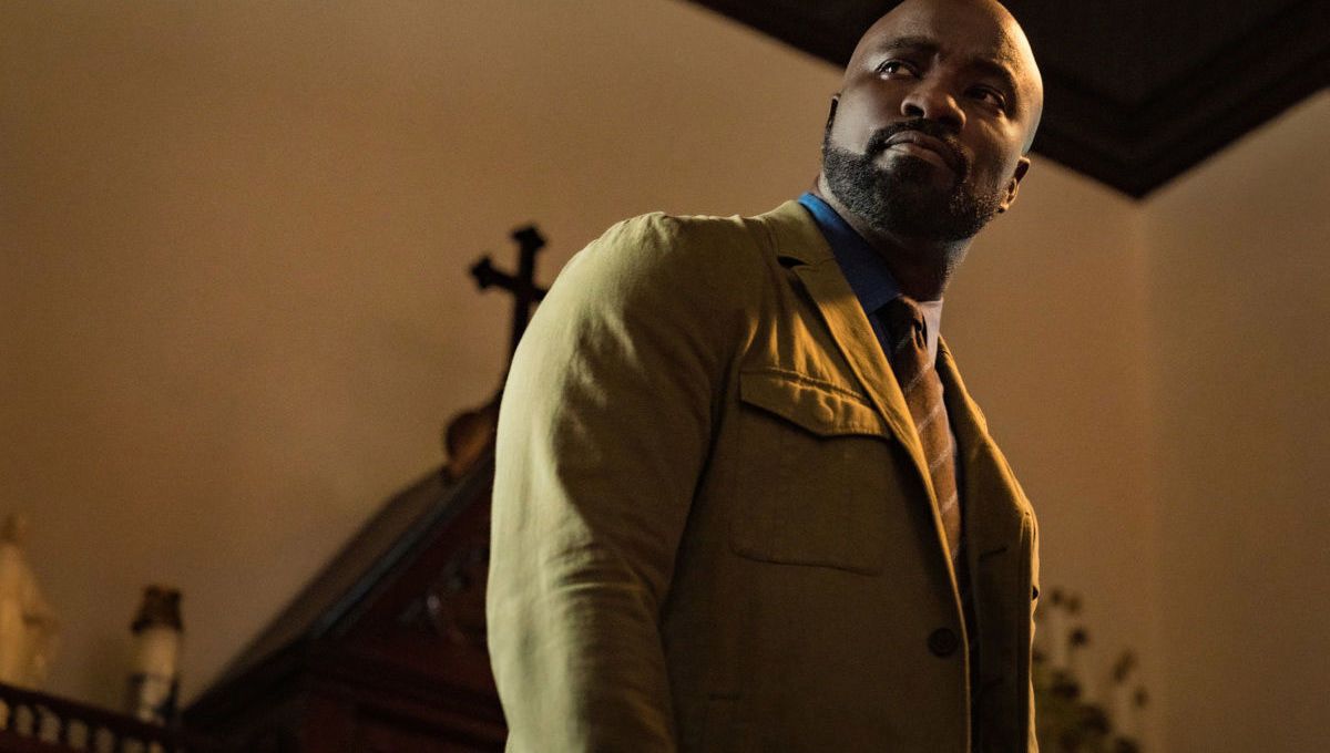 Mike Colter znany z roli Luke'a Cage'a w serialu Netfliksa wcielił się w detektywa od spraw nadprzyrodzonych
