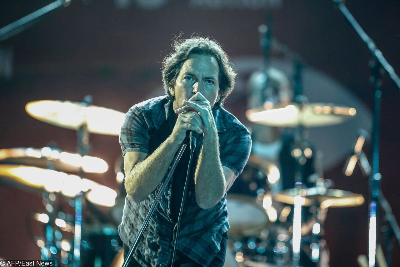 Wokalista Pearl Jam wspiera polskie kobiety. Pokazał ważny plakat