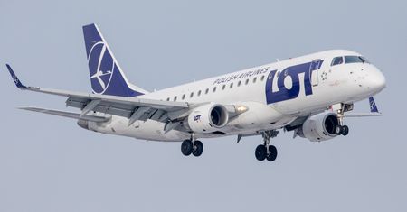 LOT kontra Ryanair. Walka o przestworza