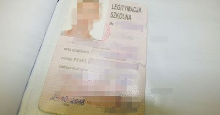 Chciał być starszy, więc przerobił szkolną legitymację