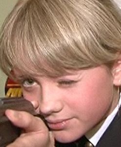 Obowiązkowe lekcje strzelania dla 12-latek - zobacz film