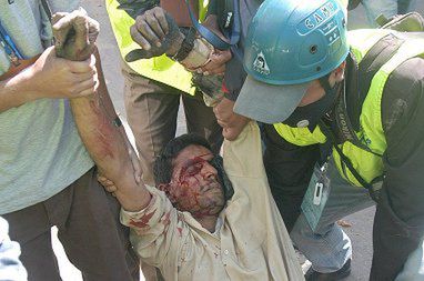 Policja otworzyła ogień do przeciwników króla w Nepalu