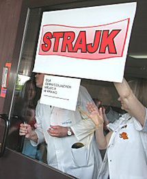 Lekarze rozpoczęli bezterminowy strajk
