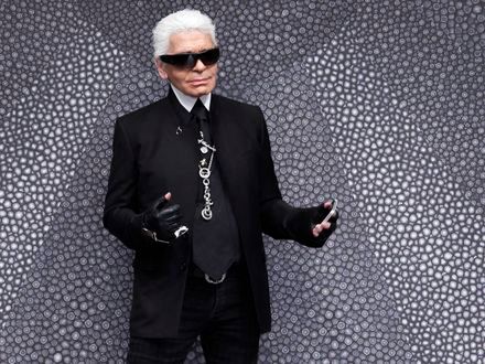 Karl Lagerfeld rozmawia sam ze sobą