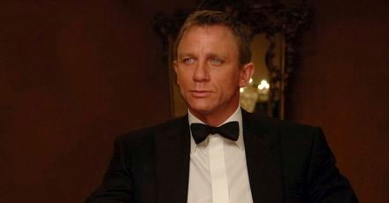 James Bond szuka przeciwnika