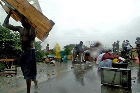 Atak tropikalnego sztormu Noel pustoszy Haiti