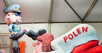 Kontrowersyjna figura Jarosława Kaczyńskiego