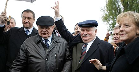Razem przez most