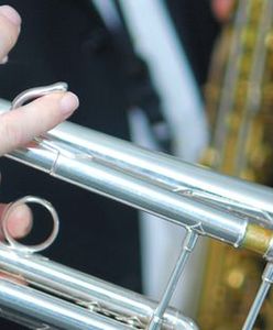 Jak zarabiają zespoły weselne?