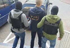 W kajdankach i klapkach uciekł z prokuratury. 26-latek wpadł w warsztacie samochodowym