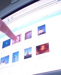 Pracownik prosto z sieci