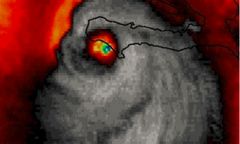 NASA pokazuje zdjęcie satelitarne huraganu Matthew