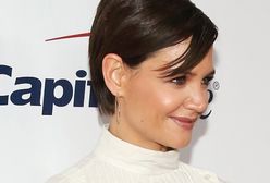Katie Holmes w krótkiej fryzurce. Na imprezę przyszła z 11-letnią Suri!