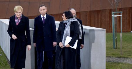 Polacy pamiętają o rodakach ratujących Żydów. To rocznica tragedii rodziny Ulmów