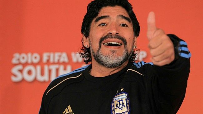 Maradona chciał pozywać Konami, a będzie... ambasadorem przyszłych odsłon PES