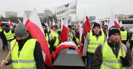 Rolnicy protestują w Warszawie. Jesteśmy na miejscu