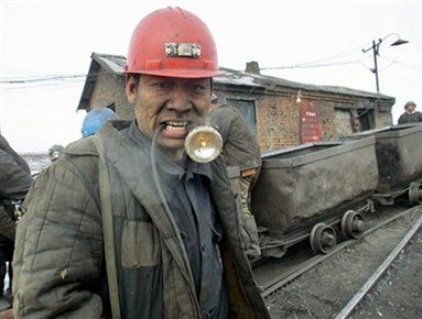 166 ofiar wybuchu w kopalni w Heilongjiangu