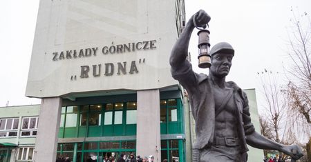 Wstrząs w kopalni Rudna w Polkowicach. Nie żyje górnik