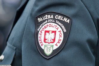 Będą podwyżki w Służbie Celno-Skarbowej. Rząd zajmie się projektem rozporządzenia