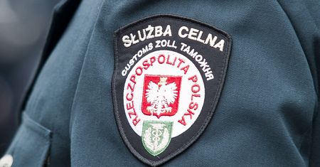 Będą podwyżki w Służbie Celno-Skarbowej. Rząd zajmie się projektem rozporządzenia