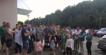 Słońce, plaża, salmonella. Urlop w Mielnie zamienił się w "zatrute wakacje"