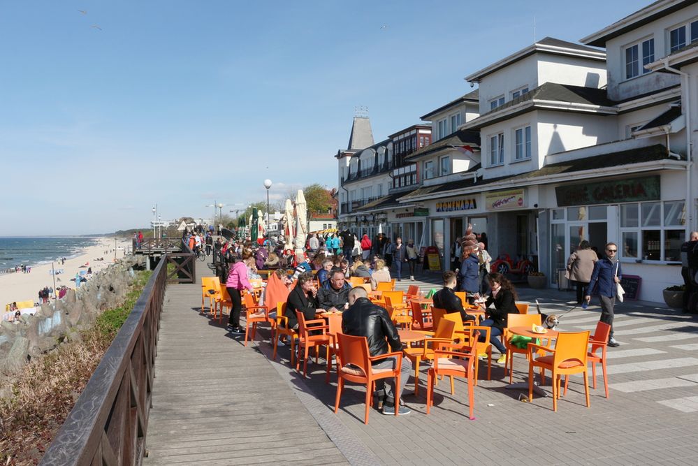 Restauracje na wakacjach – jak nie dać się oszukać