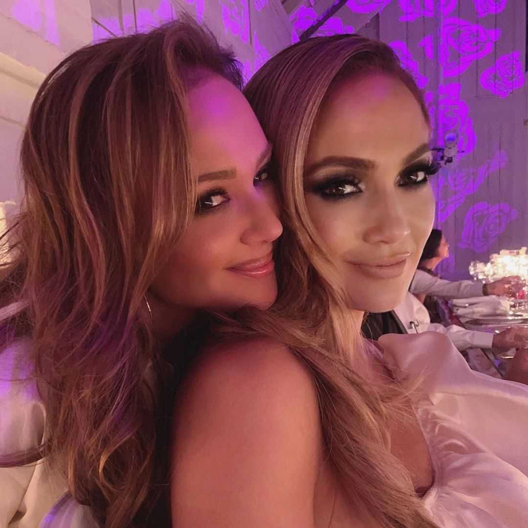 Jennifer Lopez i Alex Rodrigez wyprawili przyjęcie zaręczynowe (na zdj. przyjaciółka J.Lo)
