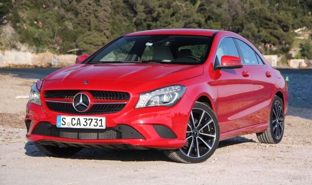 Mercedes CLA 250: gwiazda z Facebookiem