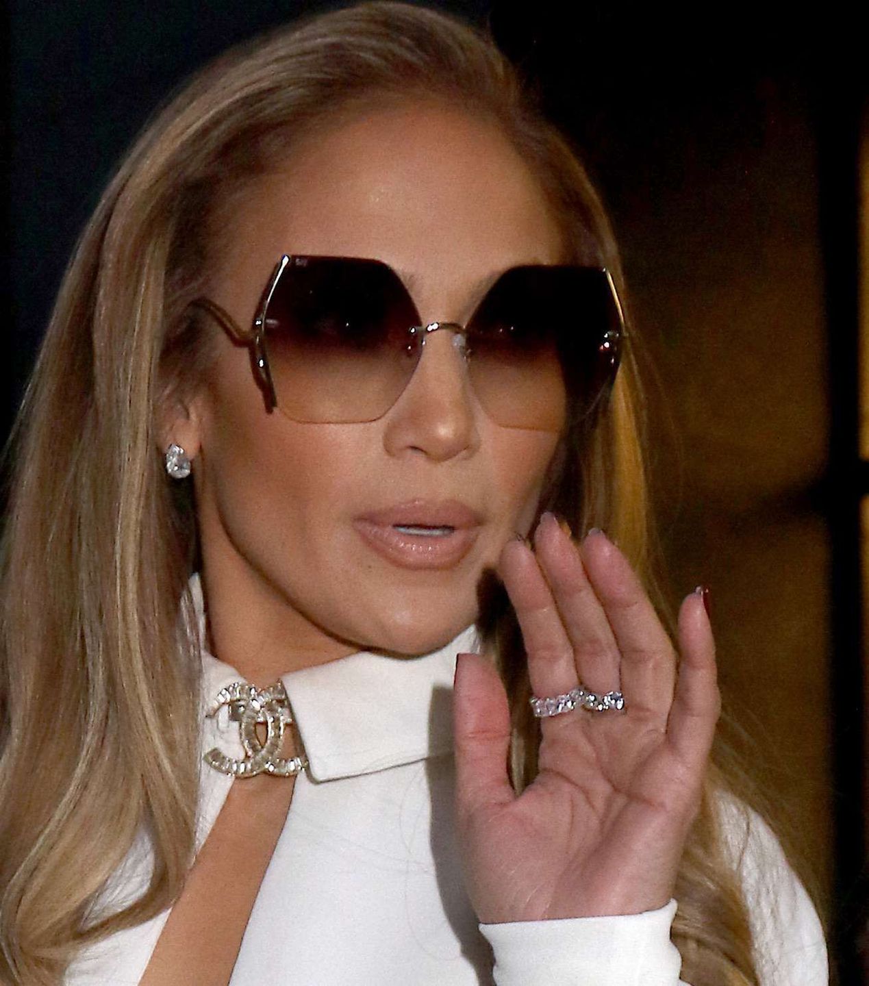Jennifer Lopez w gwiazdorskich okularach