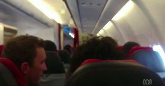 Awaryjne lądowanie w Australii. Na pokładzie 359 osób