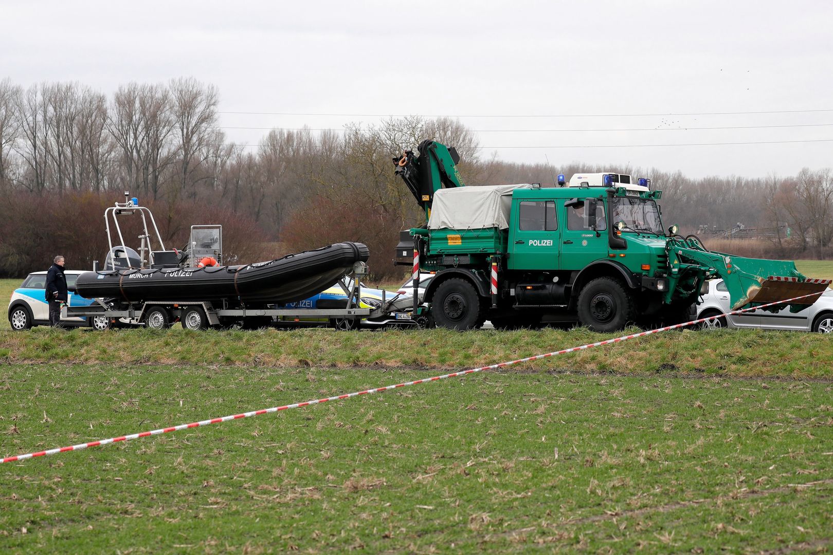 Sprowadzono dodatkowy sprzęt