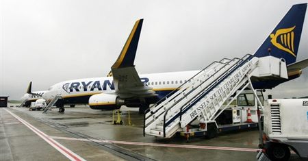 Ryanair wykorzystały 19-letnią łodziankę?