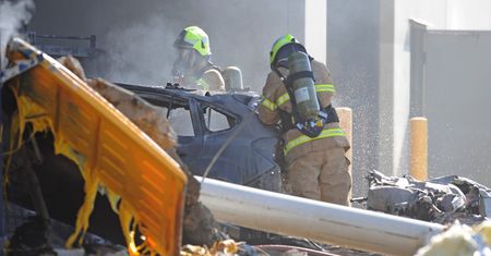Samolot spadł na centrum handlowe. Wszyscy na pokładzie zginęli
