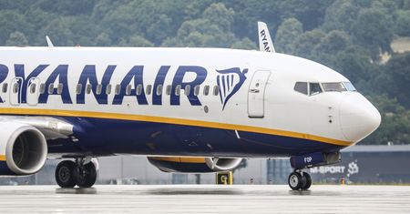 Tragedia na pokładzie samolotu Ryanair do Łodzi. Zmarł pasażer